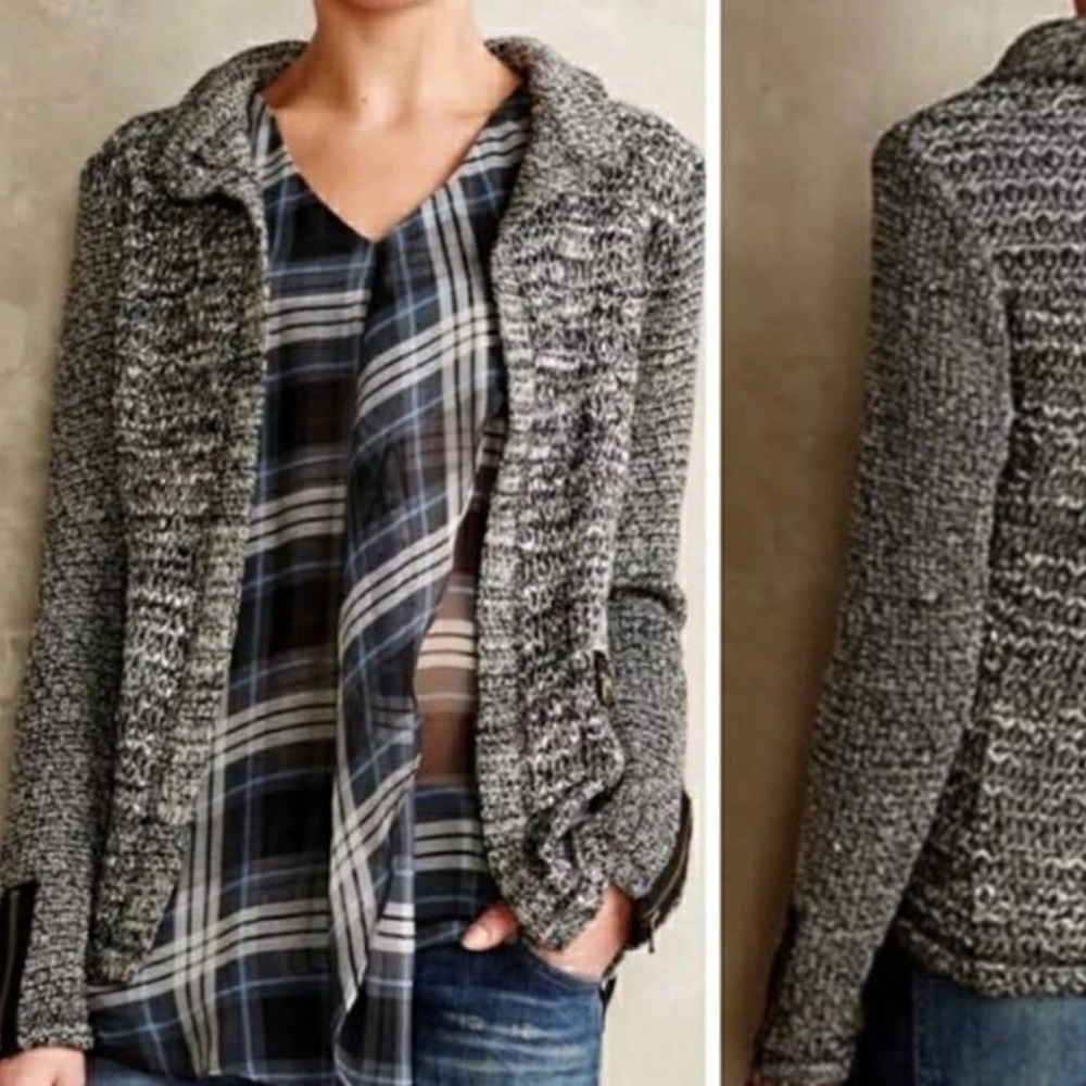 Cartonnier From Anthropologie Black and Gray Sweater